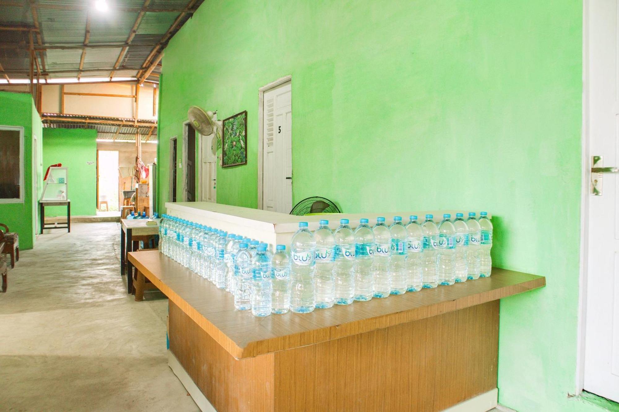Oyo 91051 Ratu 354 Hotel 2*